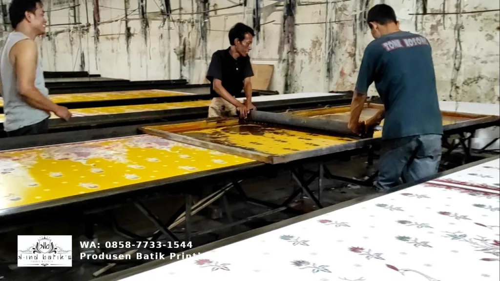 Produsen kain batik hand printing seragam sekolah